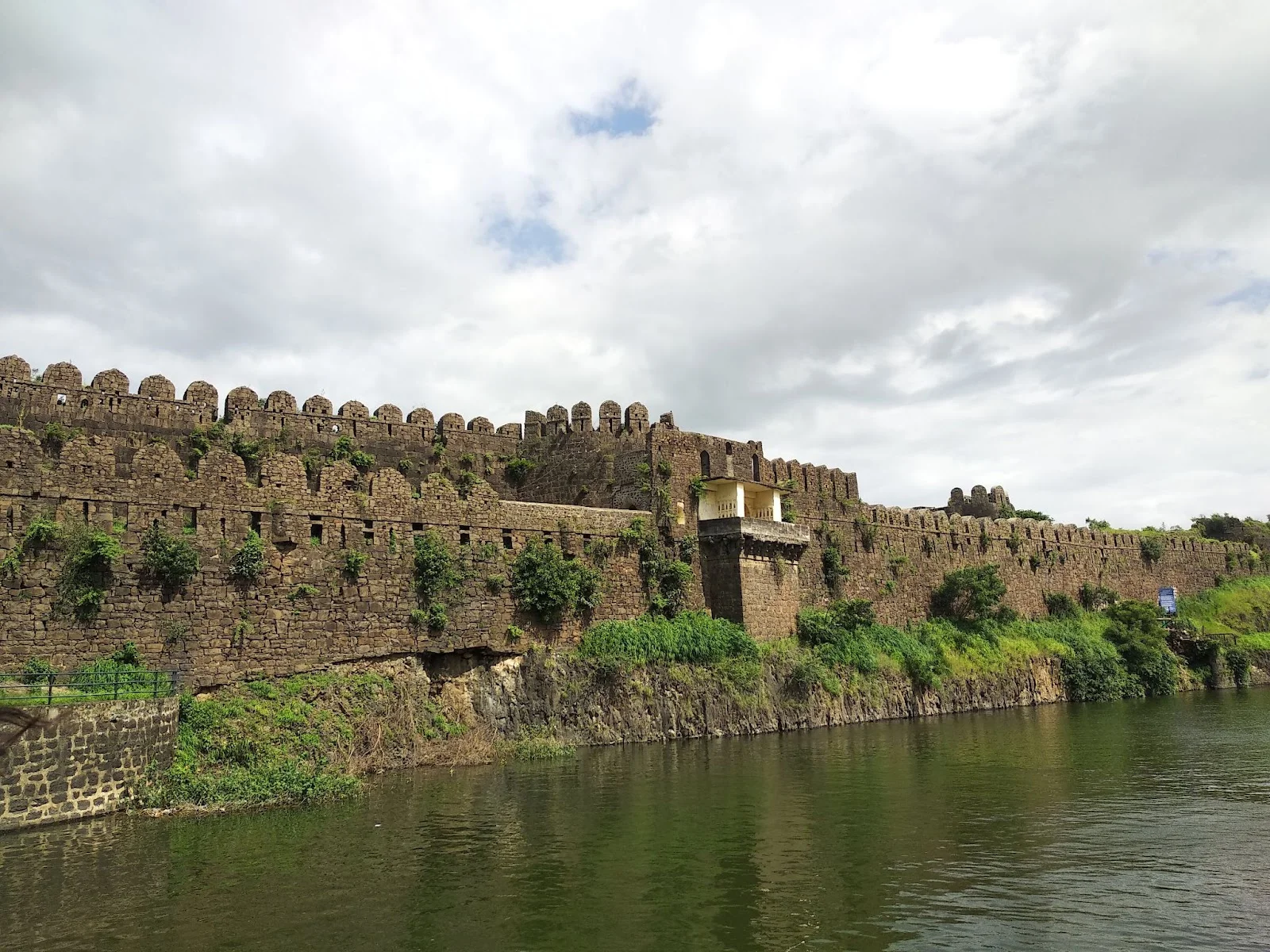 Naldurg Fort